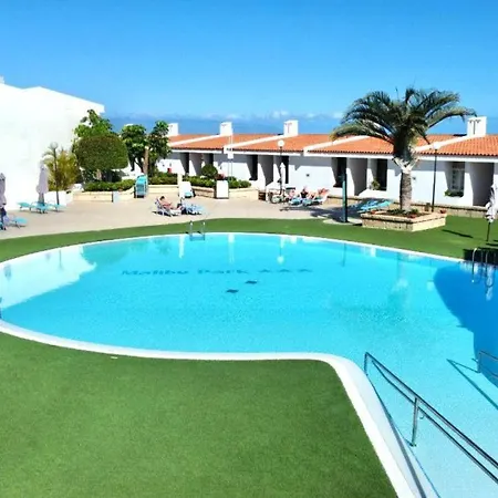 One Bedroom,beach, Sun, Wifi Pool In Tenerife South Apartment