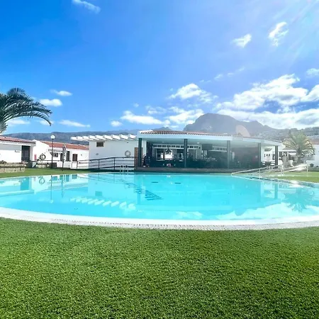 One Bedroom,beach, Sun, Wifi Pool In Tenerife South Lägenhet